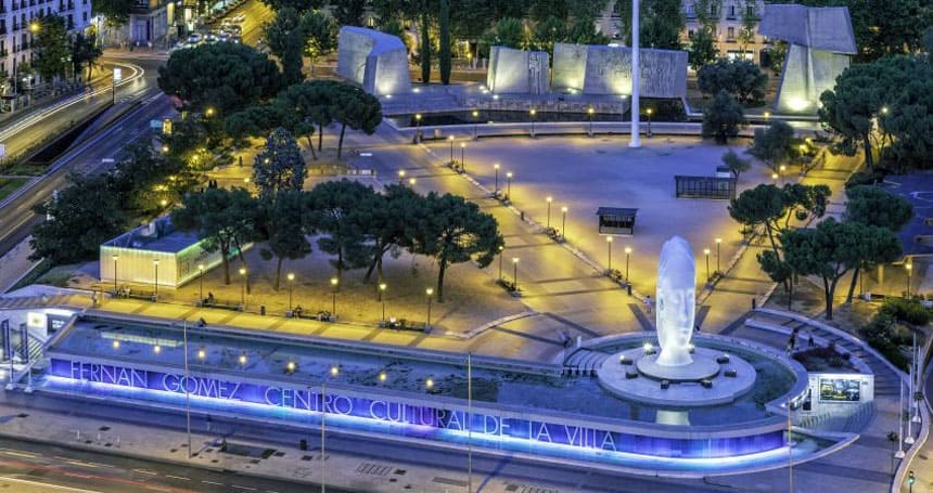 Un renovado Fernán Gómez inaugura temporada con una proyección de Javier Riera