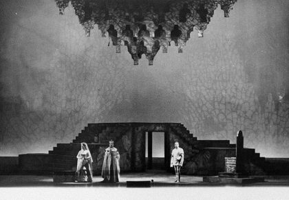 Escena del Acto 3. Cossotto, Bruscantini y Kraus en La favorita. Teatro Colón 1967.