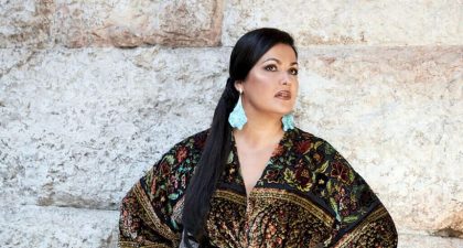 Anna Netrebko hospitalizada por neumonía tras contraer Covid-19