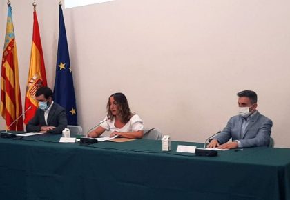 Presentación del I Festival Iturbi. De izquierda a derecha, Òscar Oliver, Glòria Tello y Carles Marín. © Abulaila