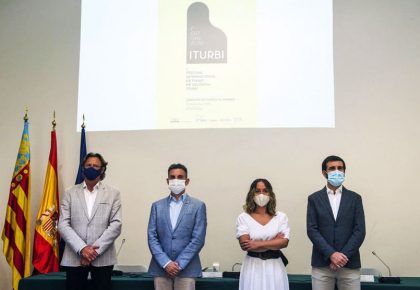 Presentación del I Festival Iturbi. De izquierda a derecha, Javier Clemente, Òscar Oliver, Glòria Tello y Carles Marín. © Abulaila