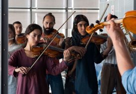 Crescendo Sabrina Amali, Tala Al Deen, Hassan Bakri – © CCC Filmkunst Christian Luedeke