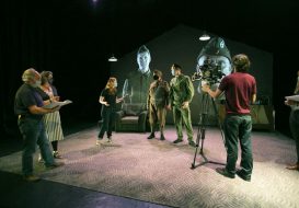Durante la producción –  Marco Romano, Alison Barton, Annie Rigby, Austin Gunn, Andri Bjorn, Robertsson Magnus y Katja from Meerkat Films on set