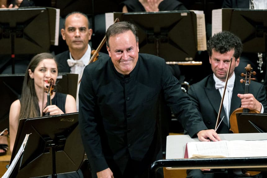 La Orquesta Filarmónica de Gran Canaria vuelve a su plantilla completa junto a Javier Perianes y Karel Mark Chichon La Orquesta Filarmónica de Gran Canaria vuelve a su plantilla completa junto a Javier Perianes y Karel Mark Chichon
