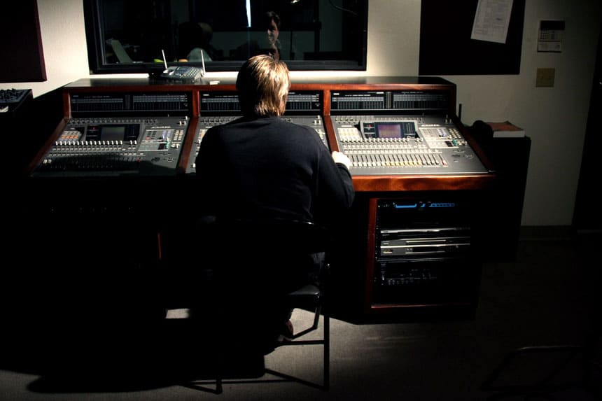 La ROSS se posiciona en la industria cinematográfica participando en la grabación de bandas sonoras