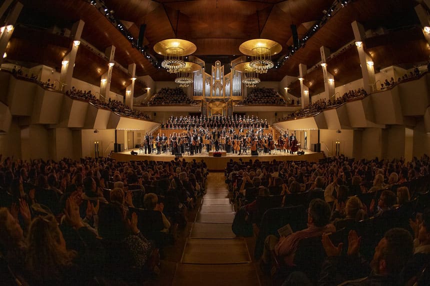 Orquesta Metropolitana, Coro Talía y su directora Silvia Sanz Torre despiden 2020