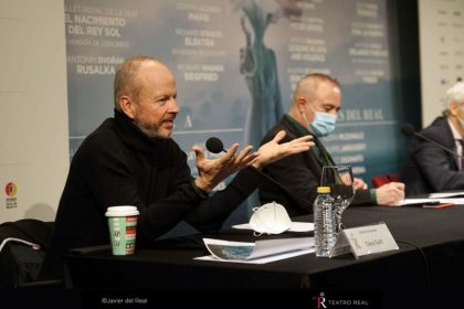 Guth (director de escena de Don Giovanni) y Joan Matabosch (director artístico TR), durante la rueda de prensa.