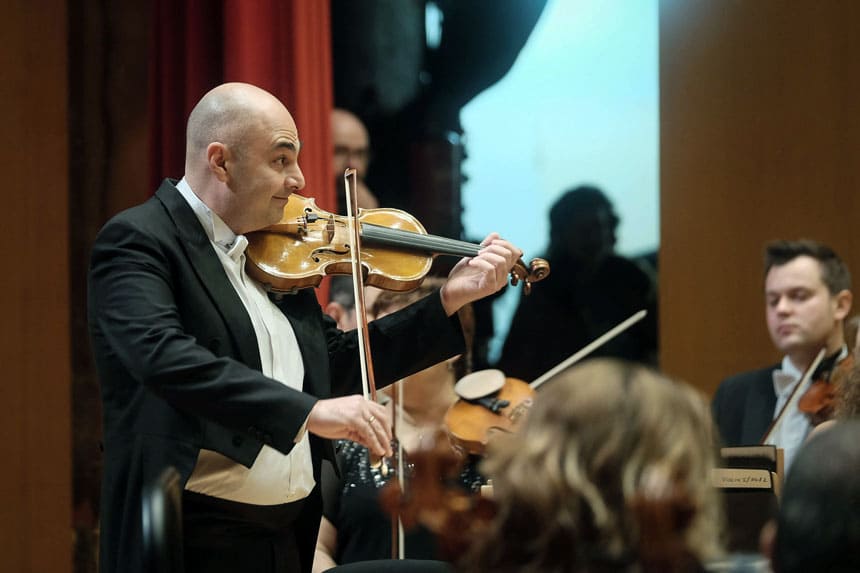 La Real Filharmonía de Galicia celebra su tradicional concierto de la noche de Reyes, bajo la batuta del Maestro Paul Daniel