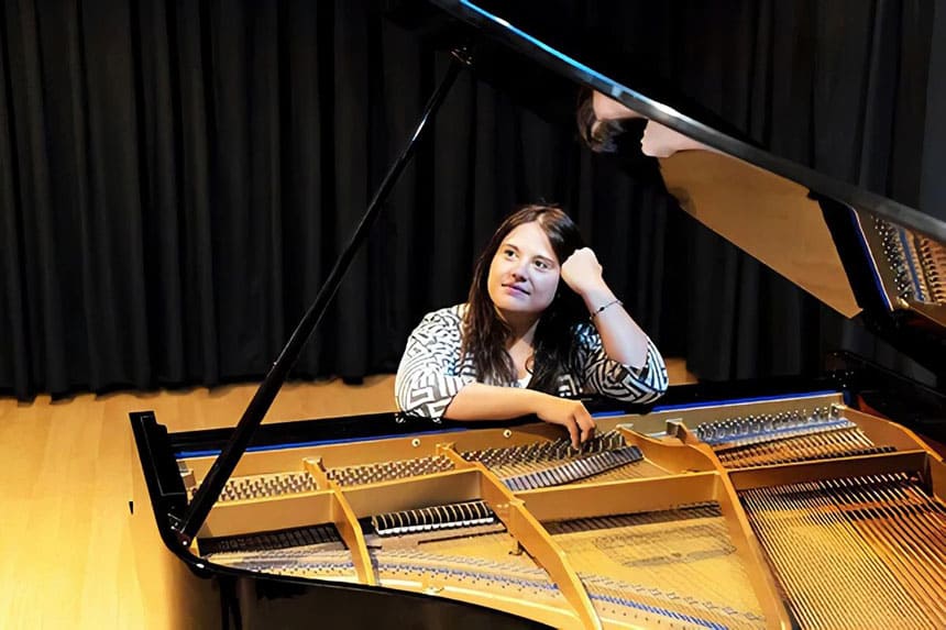 Masterclass online de música antigua con la profesora Almudena Herchiga Martín