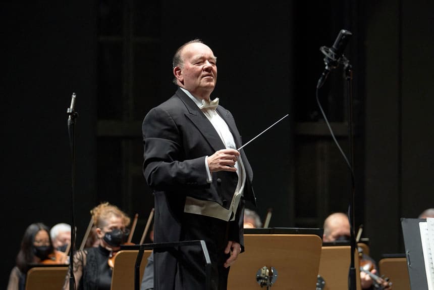 La Real Orquesta Sinfónica de Sevilla nombra al maestro Marc Soustrot nuevo director titular y artístico