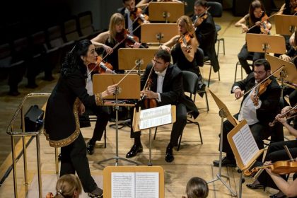 La directora de orquesta Silvia Sanz Torre