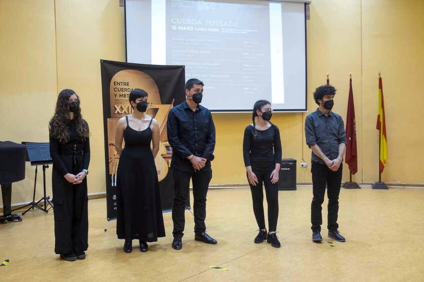 Paula Vicente, ganadora en la modalidad de Cuerda Pulsada en el XXIII ‘Entre Cuerdas y Metales’