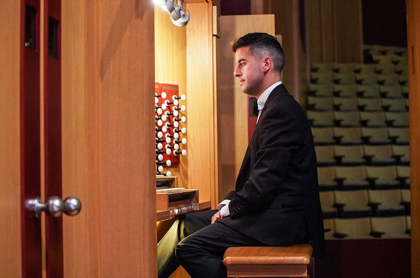 El Auditorio Alfredo Kraus colabora con el Conservatorio y acoge el concierto de dos jóvenes organistas canarios El Auditorio Alfredo Kraus colabora con el Conservatorio y acoge el concierto de dos jóvenes organistas canarios