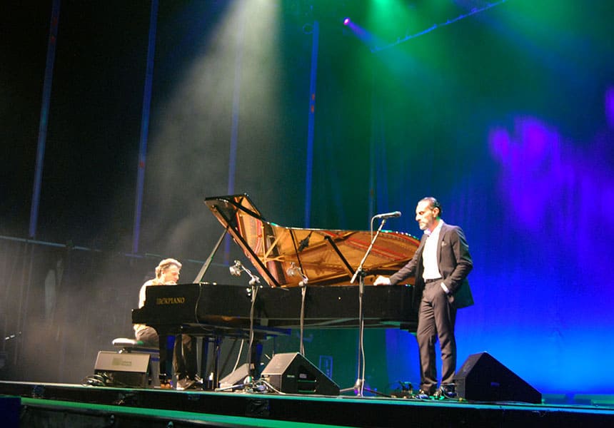Dorantes derrochó identidad en una noche protagonizada por el piano en el Festival Internacional del Cante de las Minas Dorantes derrochó identidad en una noche protagonizada por el piano en el Festival Internacional del Cante de las Minas