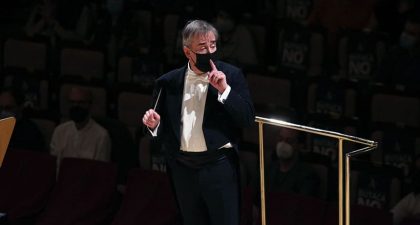 ¡Solo Música! del CNDM con las sinfonías de Schumann y Brahms dirigidas por James Conlon en 'Los Conciertos de La 2'