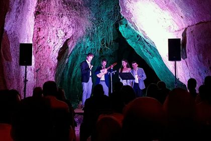 Cantoría en el Estrecho de la Arboleja