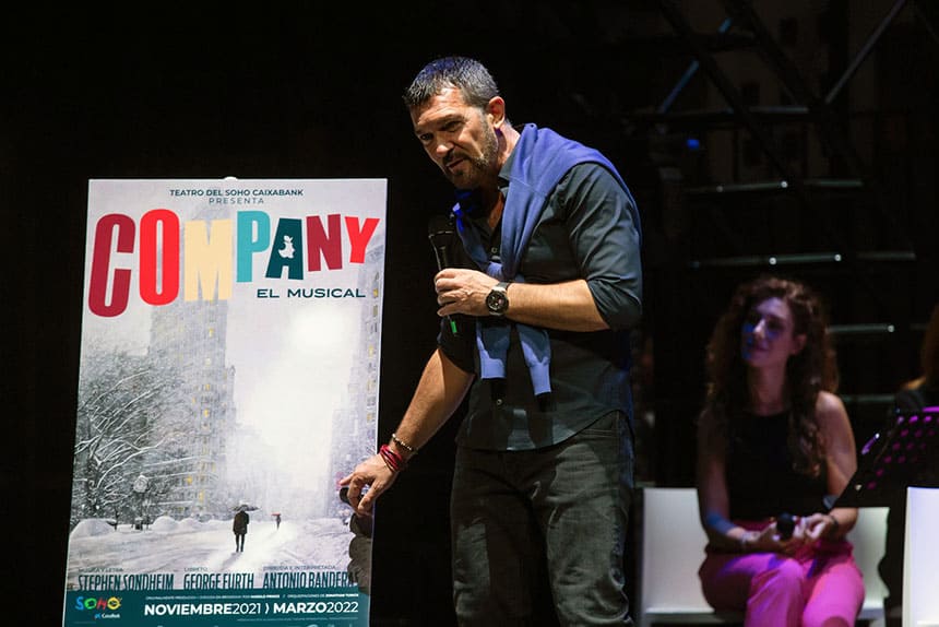 Antonio Banderas presenta a la compañía de su próximo musical Company en el Teatro del Soho CaixaBank