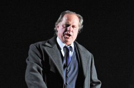 El maestro Josep Pons dirige «Mito y tragedia de Electra» en un programa combinado con Strauss y Stravinsky Albert Dohmen como Tirésias