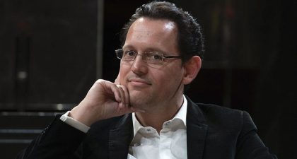 Bach en las mejores manos: Jean-Baptiste Robin, organista titular de Versalles, inaugura el ciclo Bach Vermut