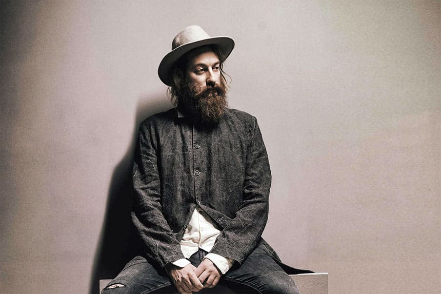 El nuevo minimalismo de Joep Beving seduce al público joven con el hechizo de su piano vertical