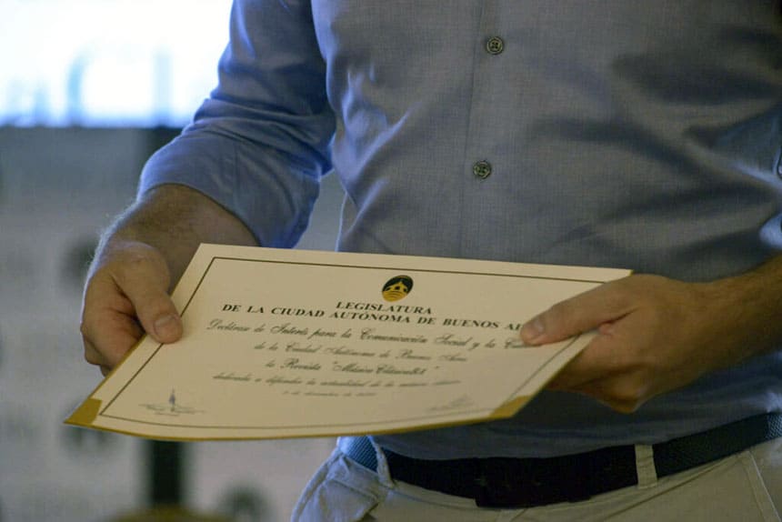 La revista Música Clásica BA, recibe el diploma  con la Declaración de Interés Cultural