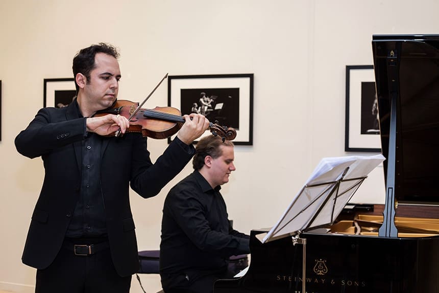 Jesús Reina y Josu de Solaun ofrecen un recital en Getxo con obras de Janácek, Debussy, Enescu y Sarasate