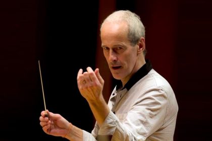 El maestro Paul Daniel