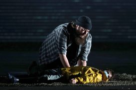 Allan Clayton (Peter Grimes)