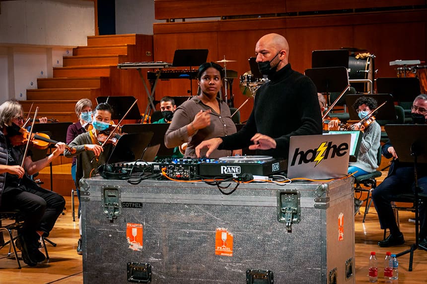 Clásica, turntablism, circo, teatro y humor en #esVITAL de la Orquesta Ciudad de Granada