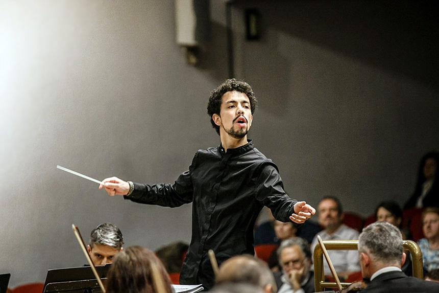 Luis Toro Araya, nuevo director asistente de la Orquesta Nacional de España