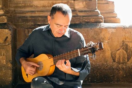 Jordi Savall y Xavier Díaz-Latorre en el Auditorio Nacional de Música en el Ciclo de la UAM Xavier Díaz-Latorre