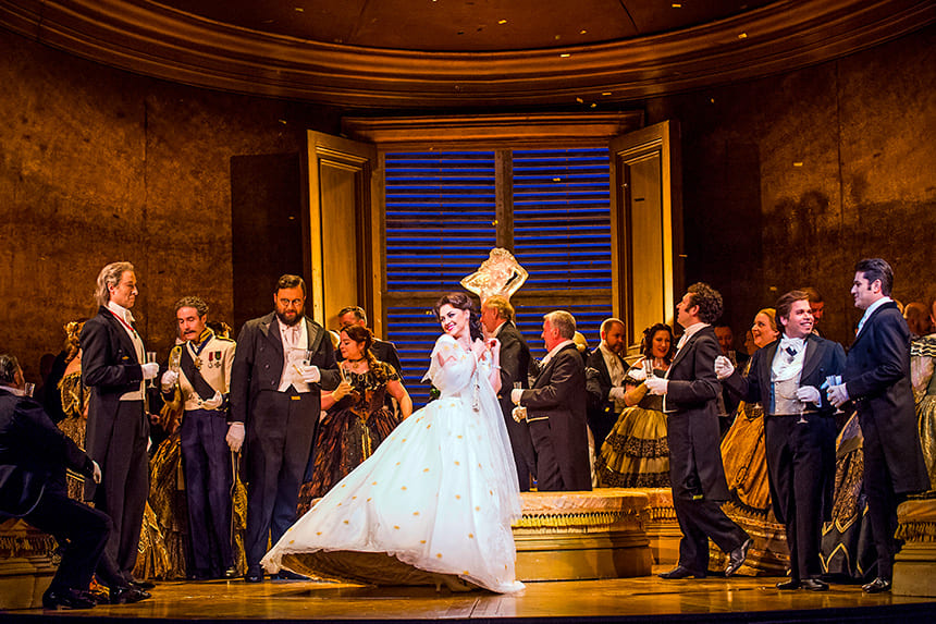 Impresionante producción de La Traviata de la Royal Opera House llega en directo a cines de España