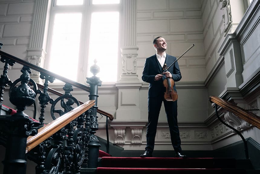 La OSCyL, ofrece el concierto para orquesta de W. Lutoslawski y el concierto para violín de J. Sibelius La OSCyL, ofrece el concierto para orquesta de W. Lutoslawski y el concierto para violín de J. Sibelius