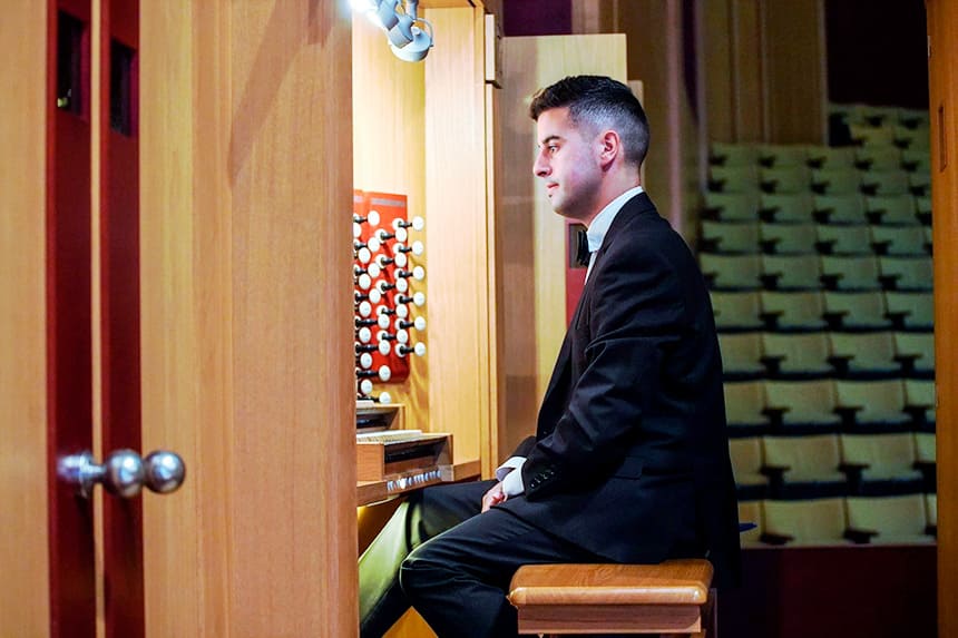 Juan Luis Bardón presenta su recital de fin de carrera en la especialidad de Órgano en el Auditorio Alfredo Kraus