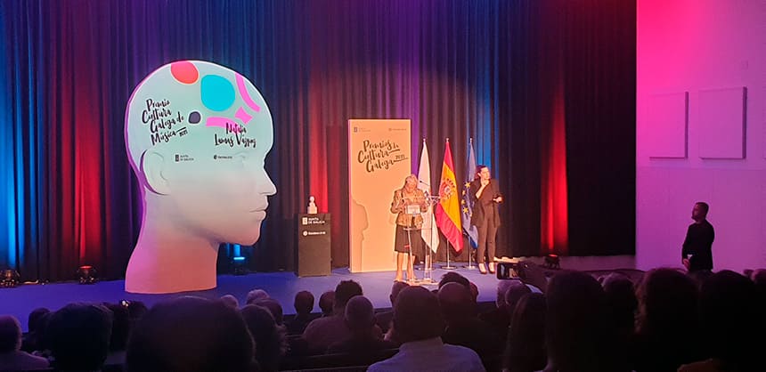 Natalia Lamas recibe el premio de la Cultura Gallega 2021 en el ámbito musical