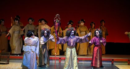 La función del sábado 28 de mayo de Madama Butterfly cuelga el cartel de "Entradas Agotadas"