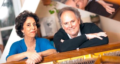 Piano a cuatro manos: Un concierto del Dúo Alonso de Preteau en la SGAE