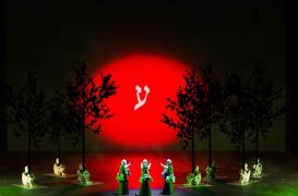 El artista Jaume Plensa se instala en el Liceu en la Temporada 2022-2023 con dos proyectos Maqueta de Jaume Plansa para Macbeth