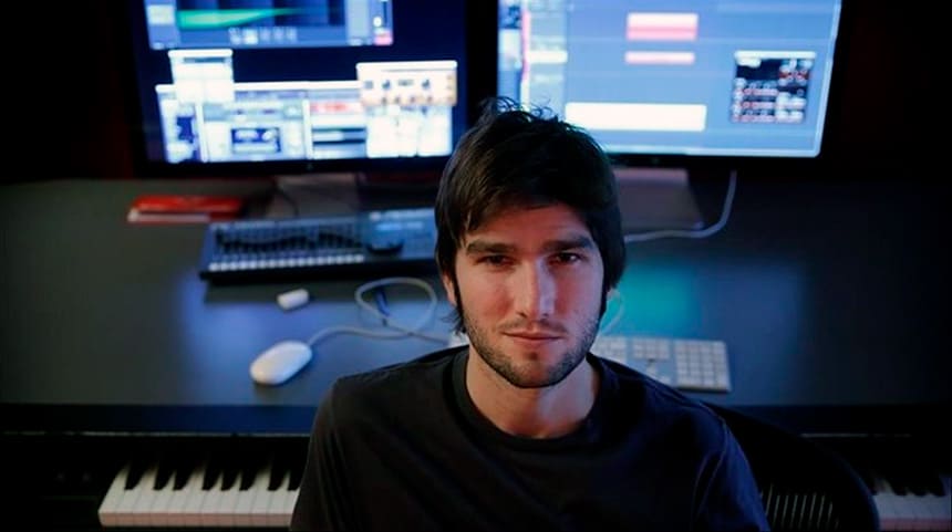 Lucas Vidal estrenará «Trato de favor» en el Teatro de la Zarzuela Lucas Vidal estrenará «Trato de favor» en el Teatro de la Zarzuela