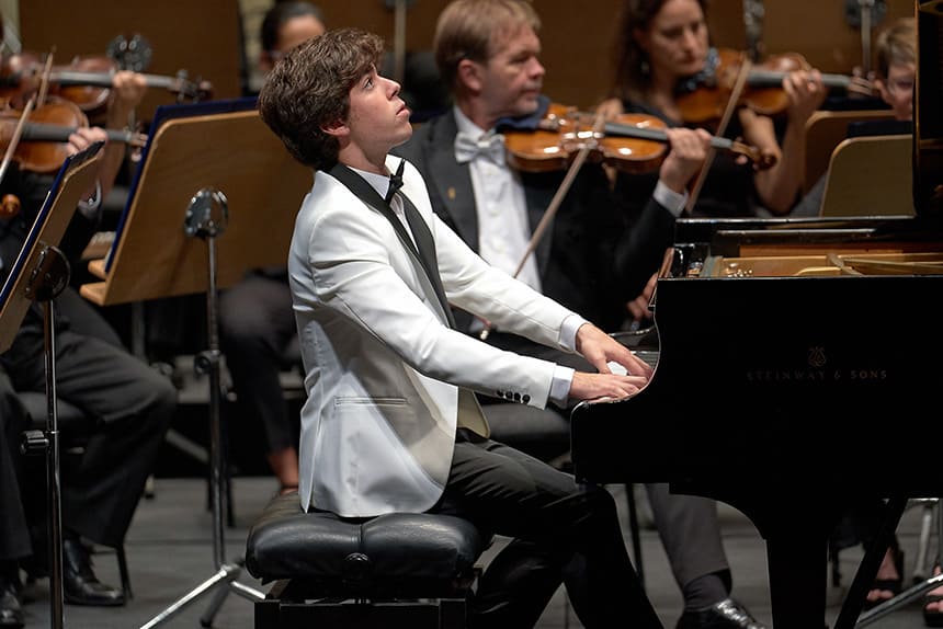La ROSS impulsa a los jóvenes talentos con el concierto en colaboración con las JMS
