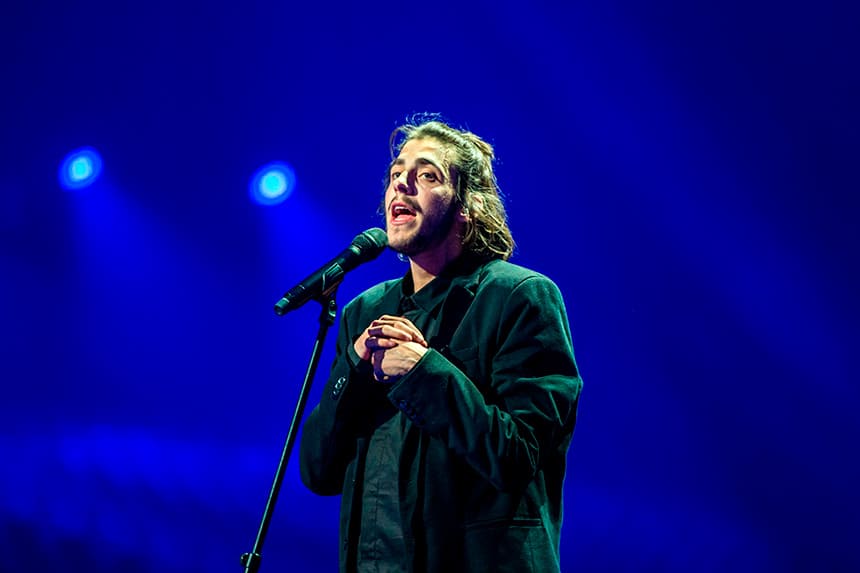 Salvador Sobral: un corazón latiendo en el Teatro de la Maestranza