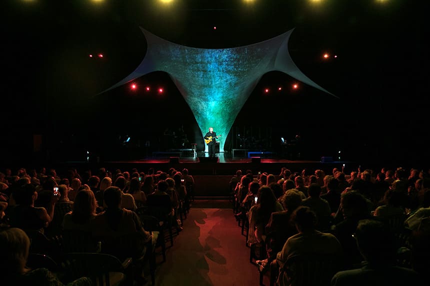 El adiós de Joan Manuel Serrat en el Festival Castell de Peralada