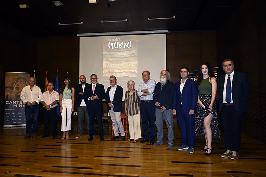 La revista «Lámpara Minera» pone imagen y letras a los nombres vinculados al Festival