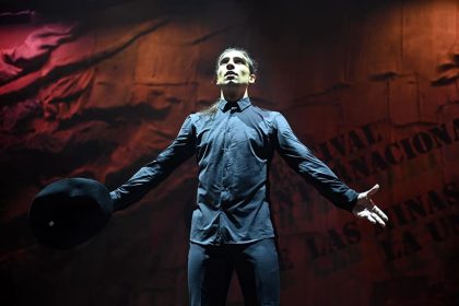 «La Tremendita» provoca un viaje hacia nuevos entornos sonoros del flamenco en el Cante de las Minas