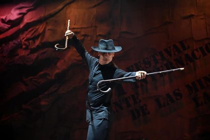 «La Tremendita» provoca un viaje hacia nuevos entornos sonoros del flamenco en el Cante de las Minas