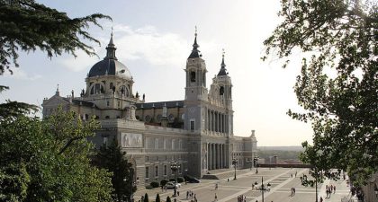 La Plaza de la Armería del Palacio Real de Madrid acoge el concierto de la Orquesta y Coro RTVE