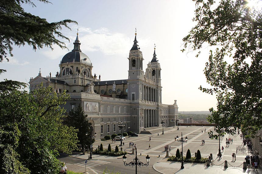 La Plaza de la Armería del Palacio Real de Madrid acoge el concierto de la Orquesta y Coro RTVE