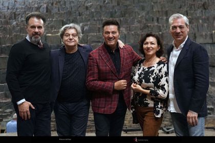 Barítono Carlos Álvarez (Amonasro), Hugo de Ana (director de escena, escenógrafo y figurinista), tenor Piotr Beczala (Radamés), y soprano Krassimira Stoyanova (Aida) y Nicola Luisotti (director musical)