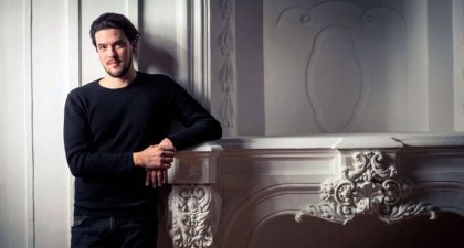 Andrè Schuen, la nueva estrella del "lied", debuta en Les Arts junto con la Orquestra de la Comunitat Valenciana