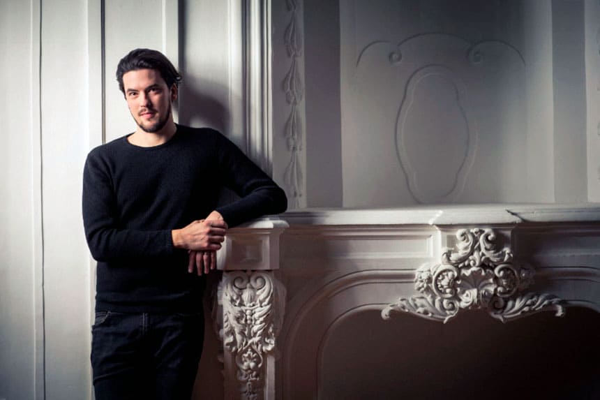 Andrè Schuen, la nueva estrella del «lied», debuta en Les Arts junto con la Orquestra de la Comunitat Valenciana